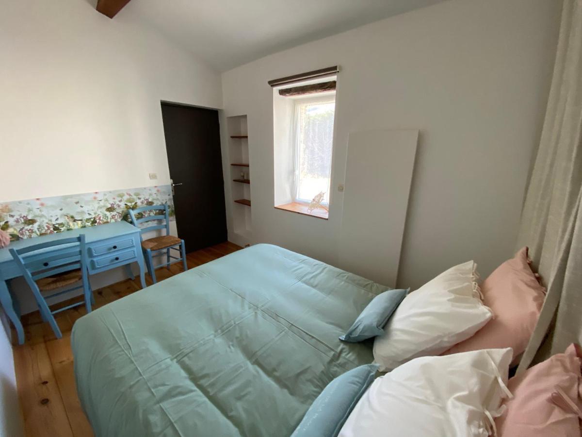 Bed and Breakfast Au Mas Retz De Jade Chauve Екстер'єр фото