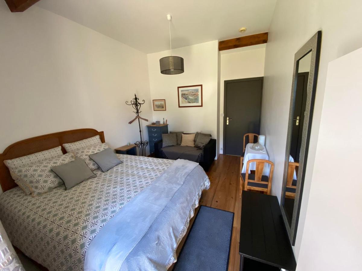 Bed and Breakfast Au Mas Retz De Jade Chauve Екстер'єр фото