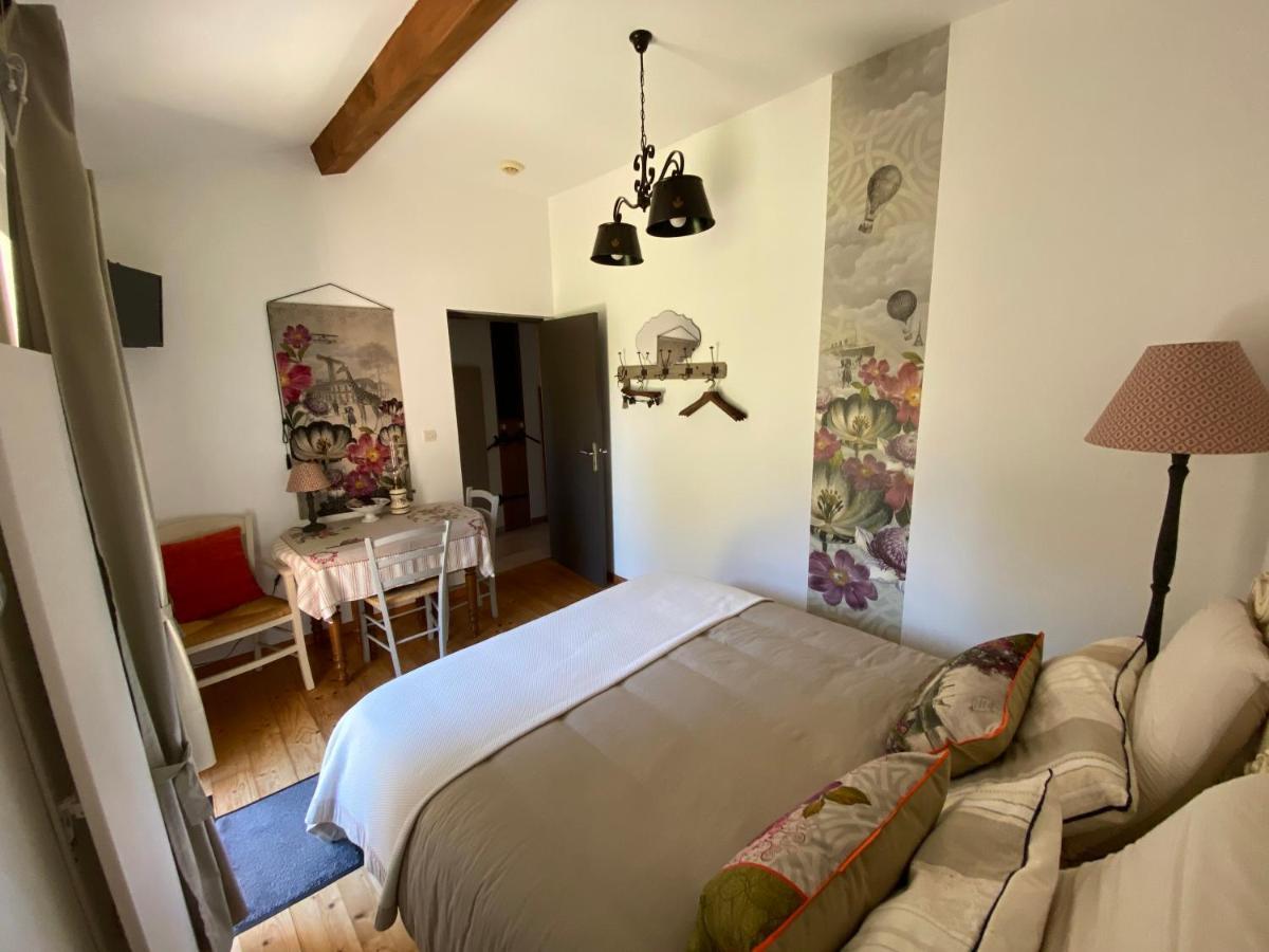 Bed and Breakfast Au Mas Retz De Jade Chauve Екстер'єр фото
