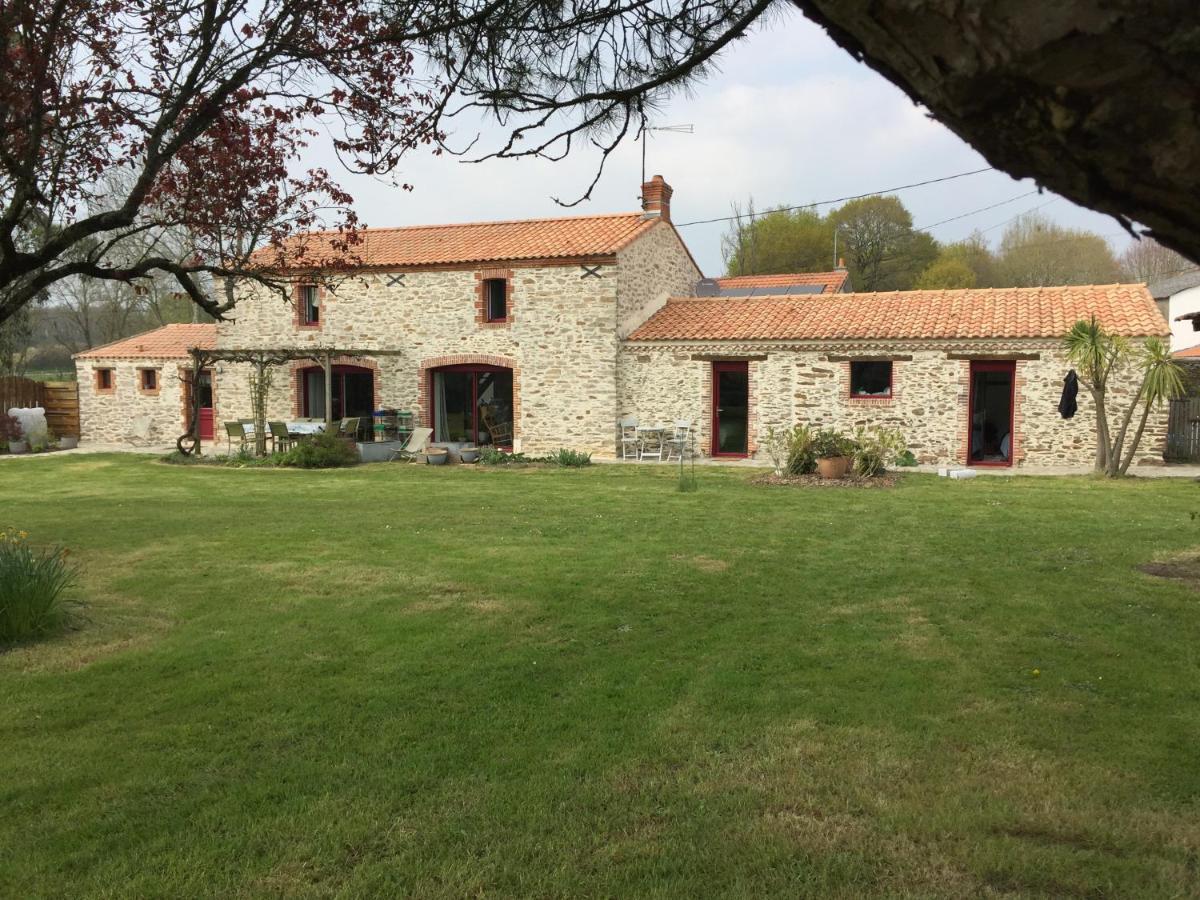 Bed and Breakfast Au Mas Retz De Jade Chauve Екстер'єр фото